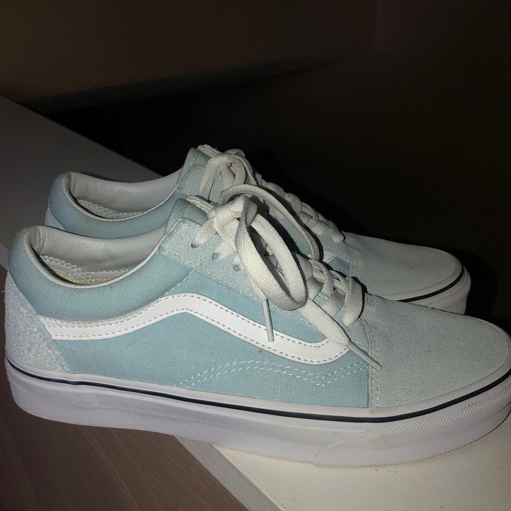 Vans Old Skool in light blue